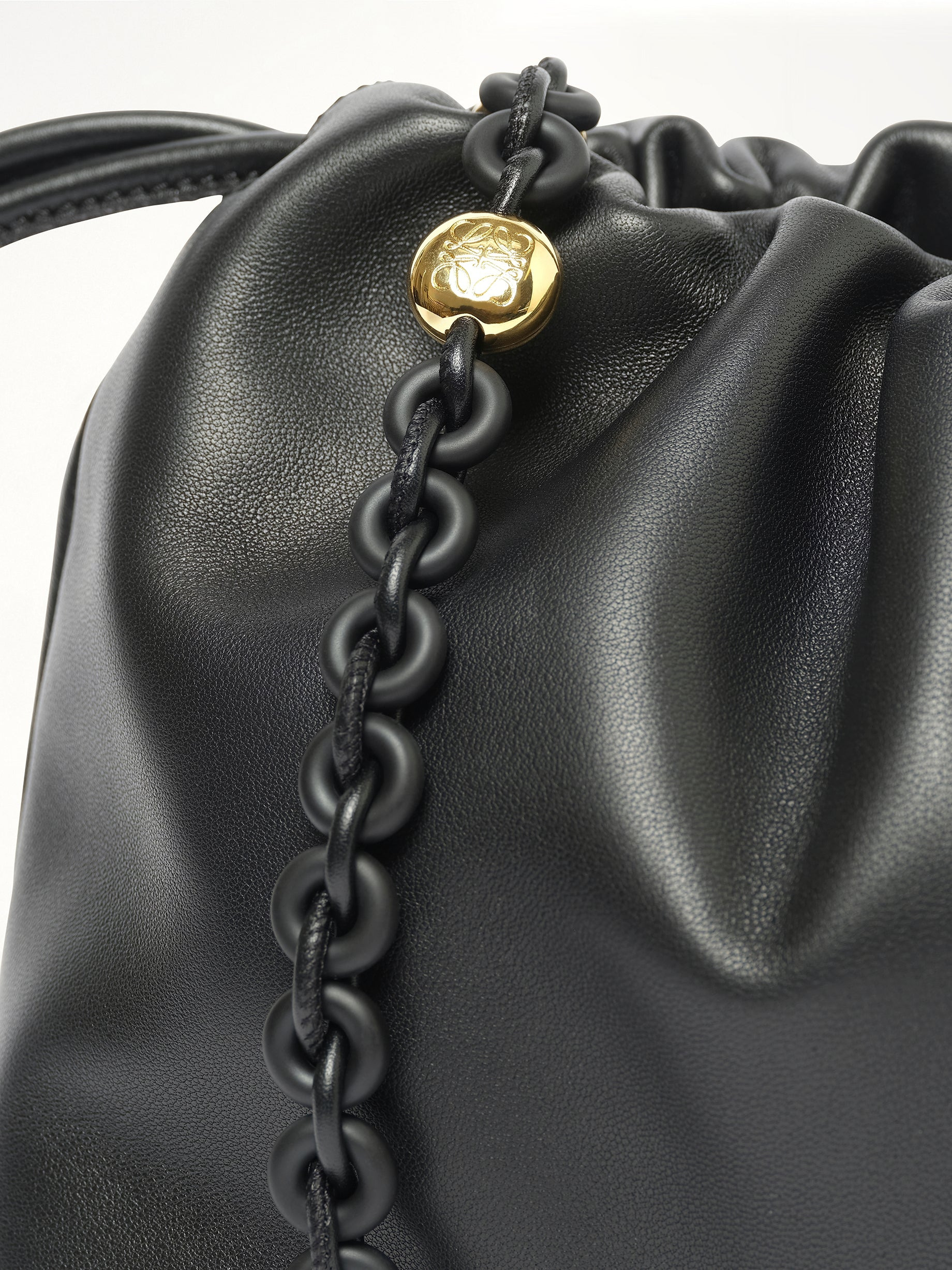 Flamenco Purse M Tonal Chain in Black - 9