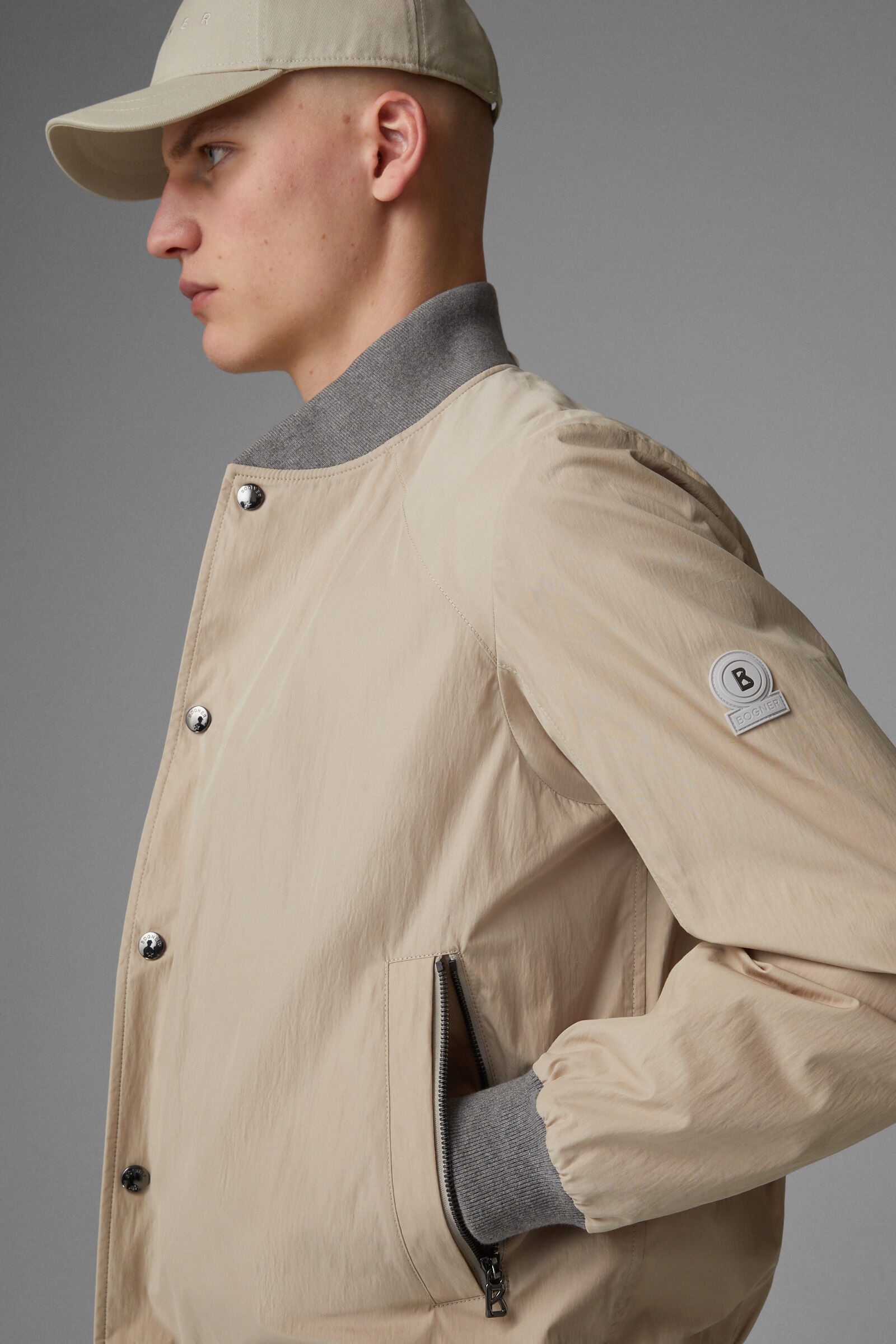 Jonas Blouson in Beige - 6