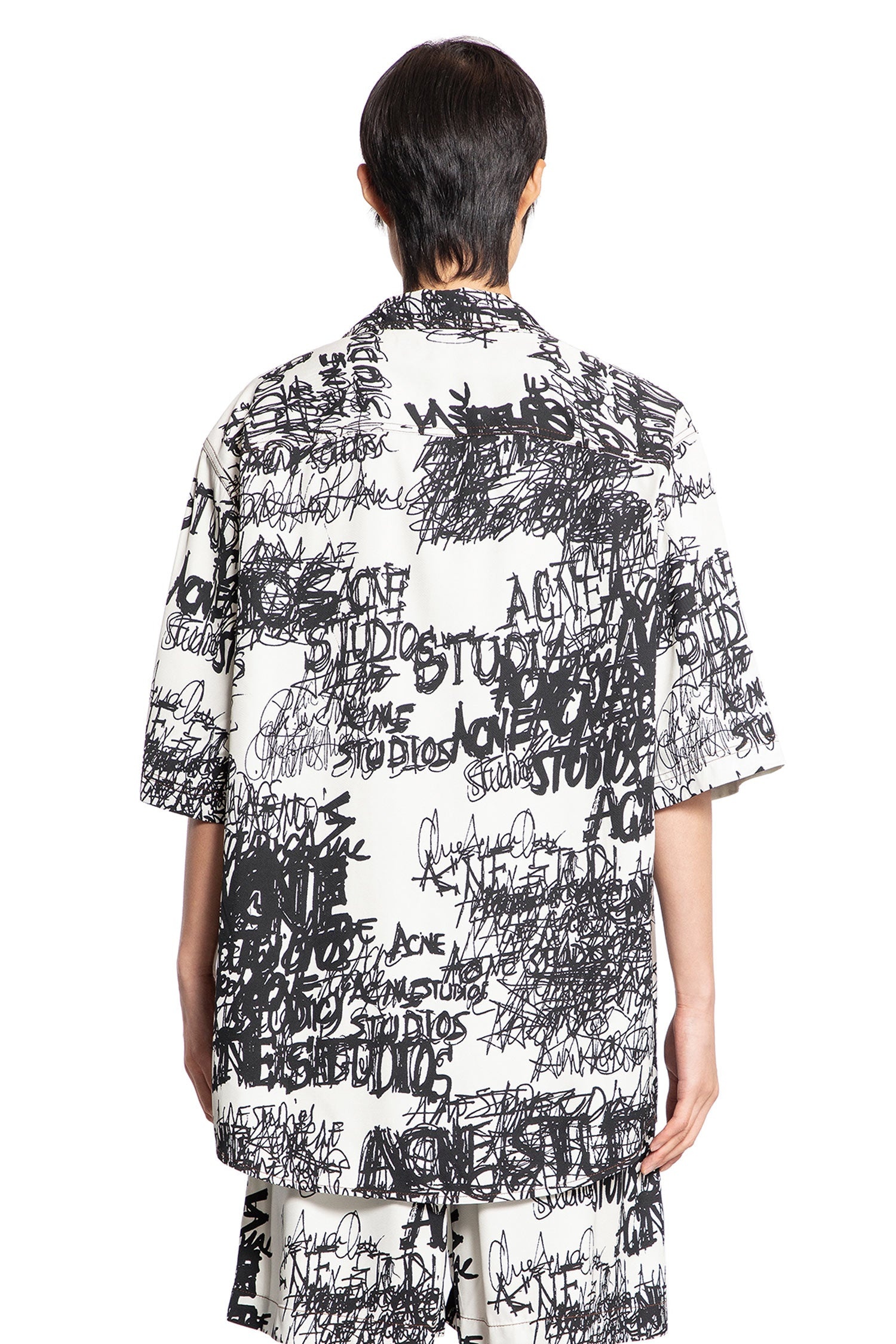 Printed-Buttoned-Short-Sleeve-Shirt - 3