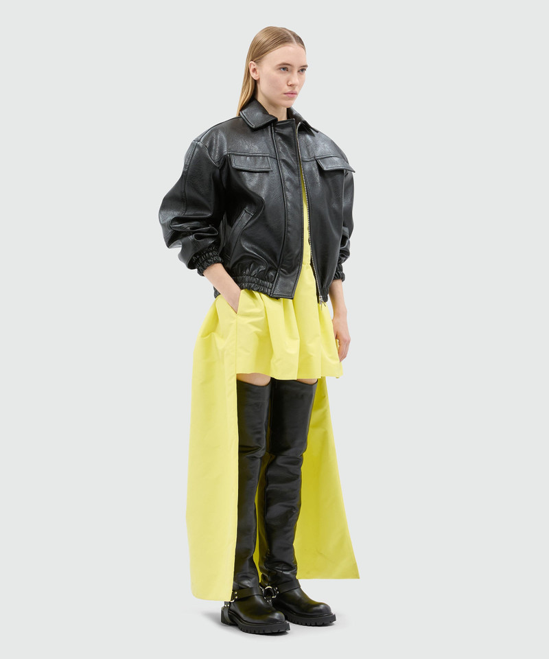 Yellow duchesse dress with train 4