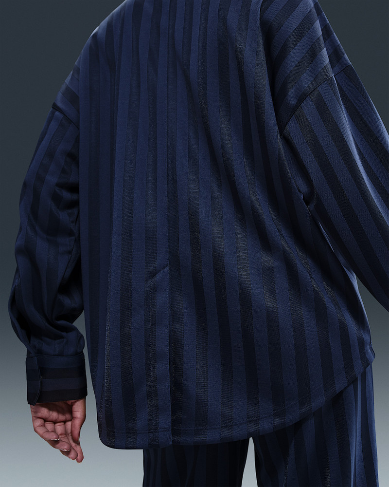 Nike Nike Sportswear Women's Oversized Jacquard Striped Button-Down Shirt outlook
