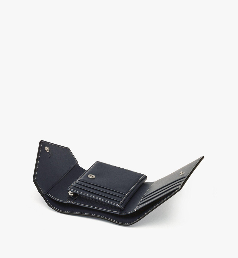 MCM Himmel Trifold Wallet in Lauretos outlook