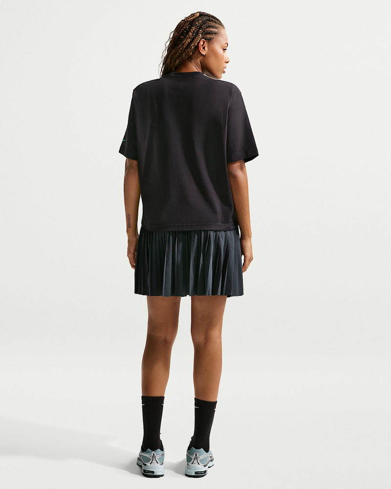 Nike Sportswear Essentials Women's Boxy T-Shirt 5