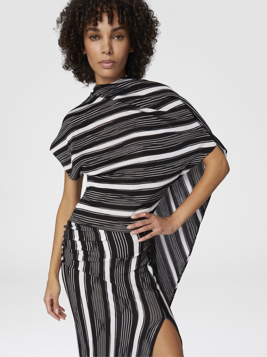 Long viscose and wool dress with draped neckline - 4