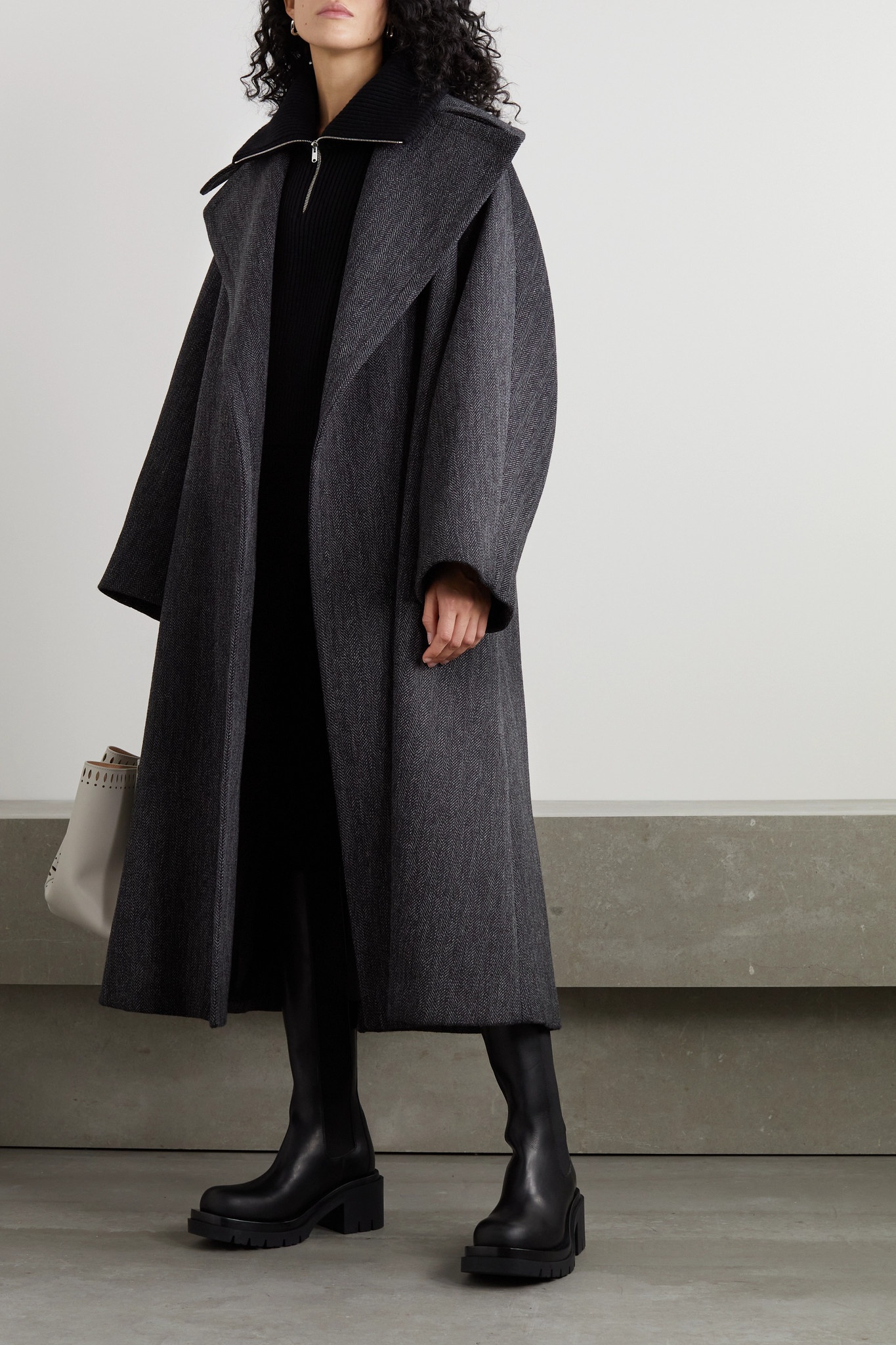 Oversized belted herringbone wool and cotton-blend coat - 2