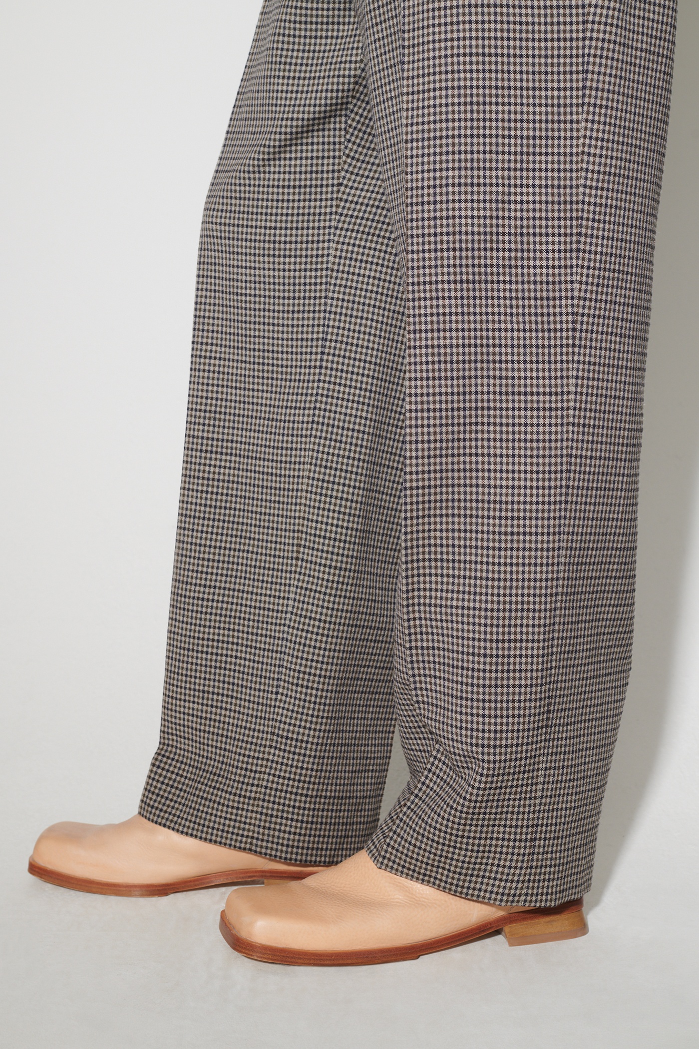 Borrowed Chino Old Money Check - 6