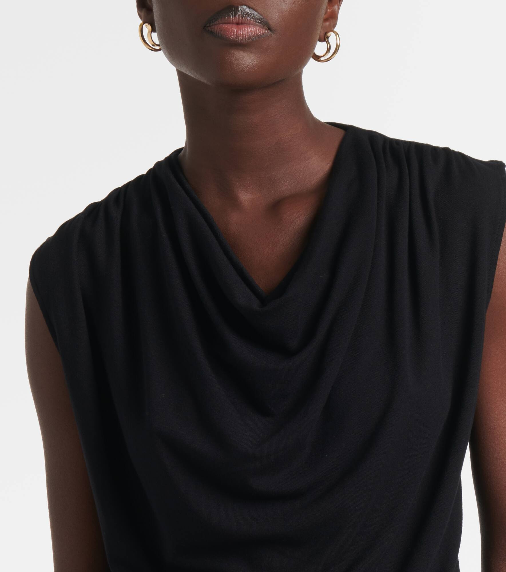 Sleeveless top - 4