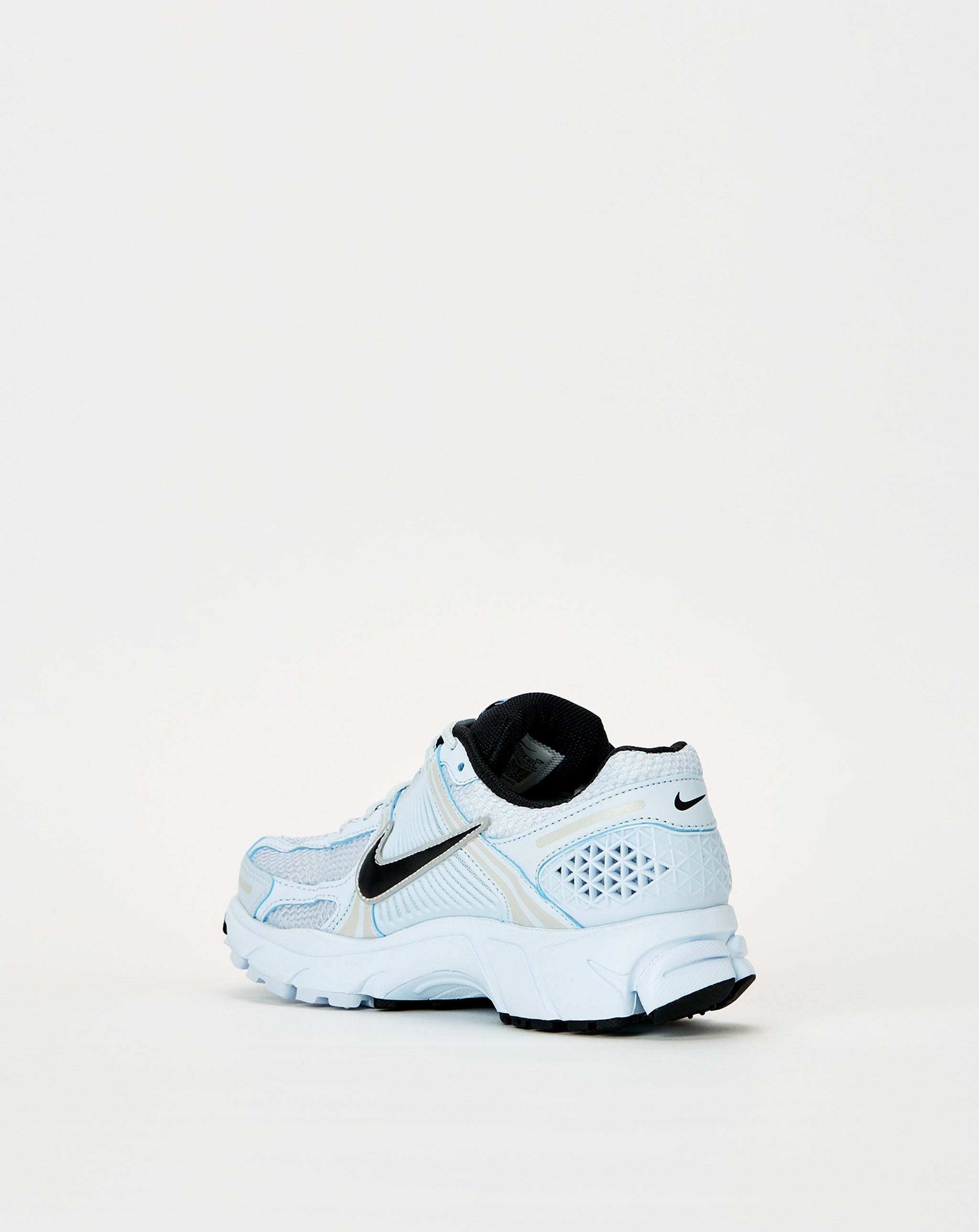 Women's Zoom Vomero 5 - 3