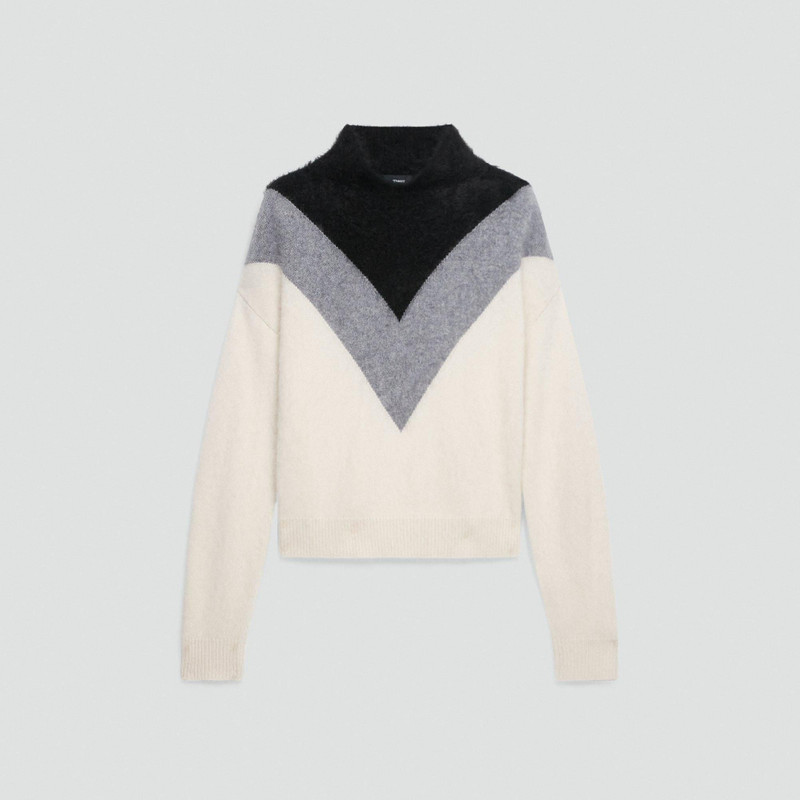 Chevron Turtleneck Sweater in Airy Cashmere 1