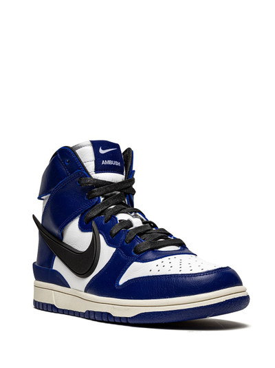 Nike x AMBUSH Dunk High SP sneakers outlook