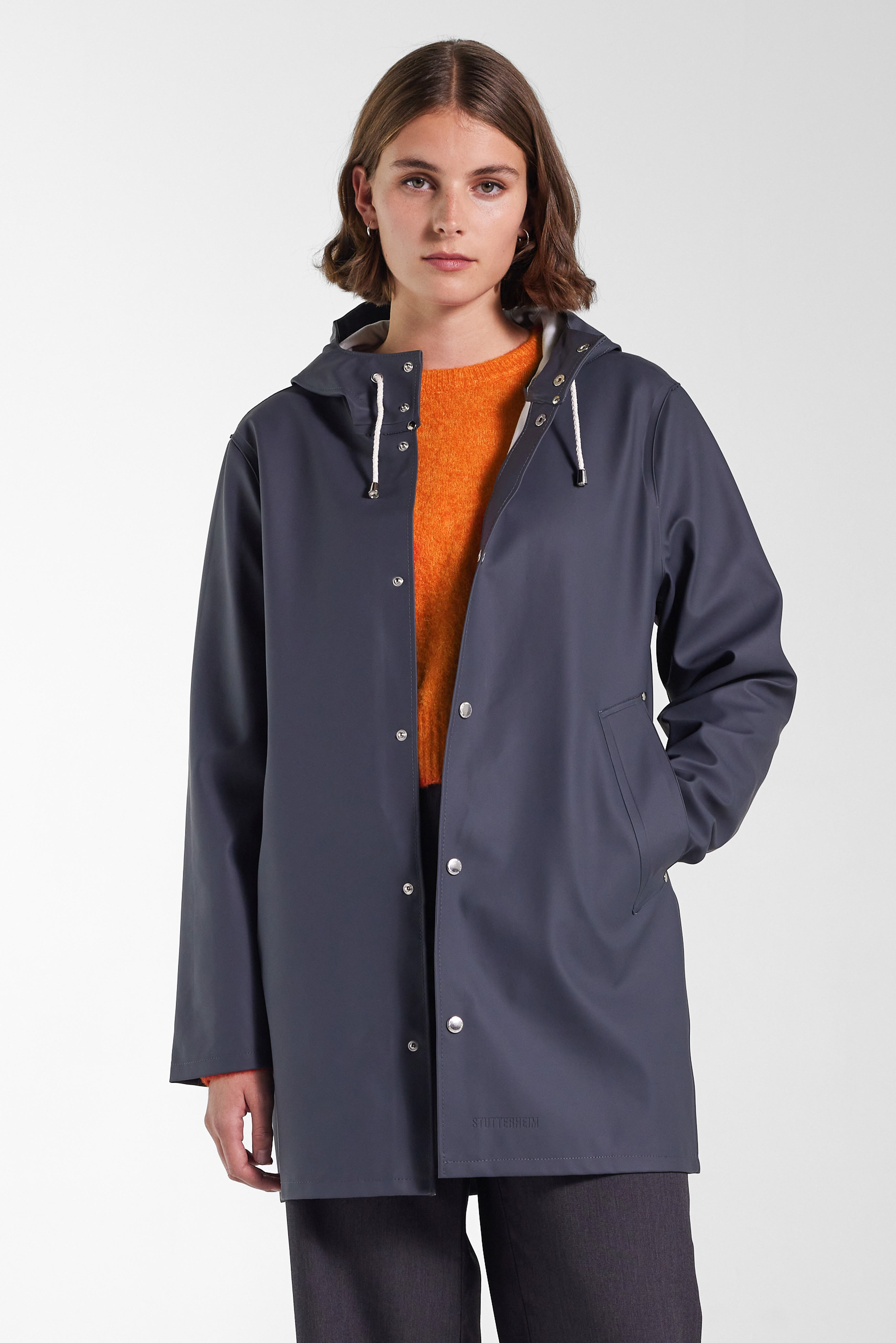 Stutterheim Stockholm Long Sleeve Hooded Raincoat in Charcoal at Nordstrom - 8
