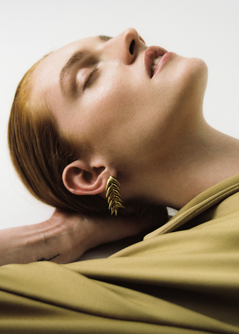 BEVZA Bevza Spikelet Short Earrings - Gold outlook