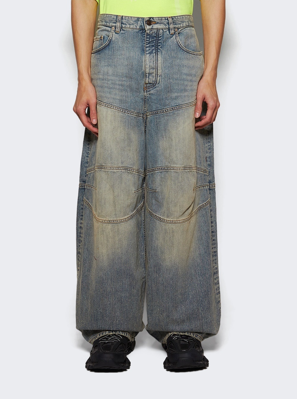 Baggy Pants Stained - 2