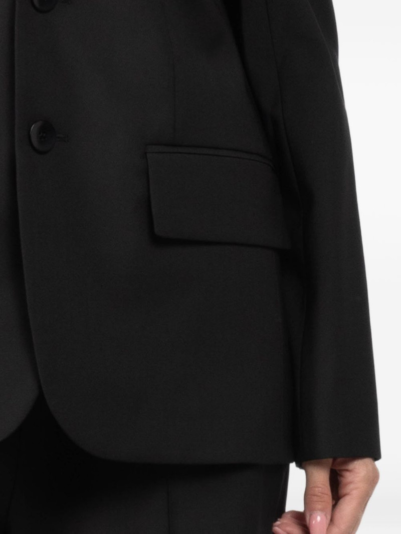 button-fastening flap-pocket blazer 5