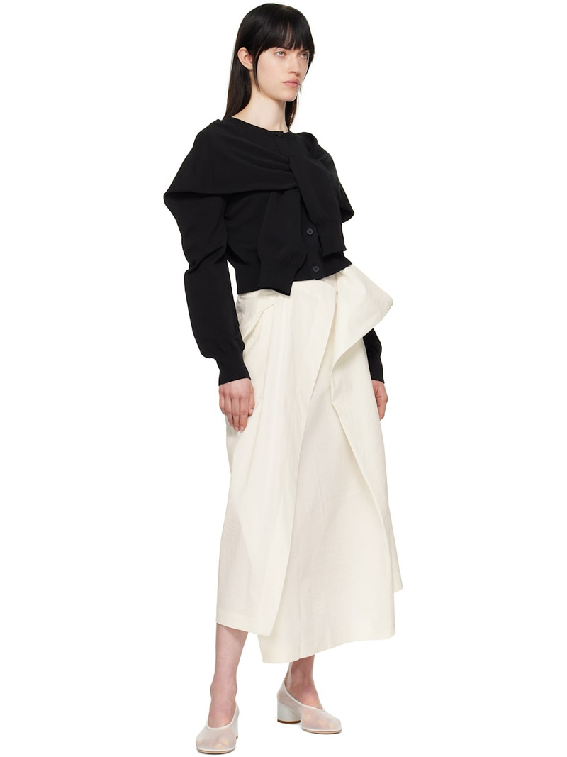 ISSEY MIYAKE Off-White Ample Maxi Skirt outlook