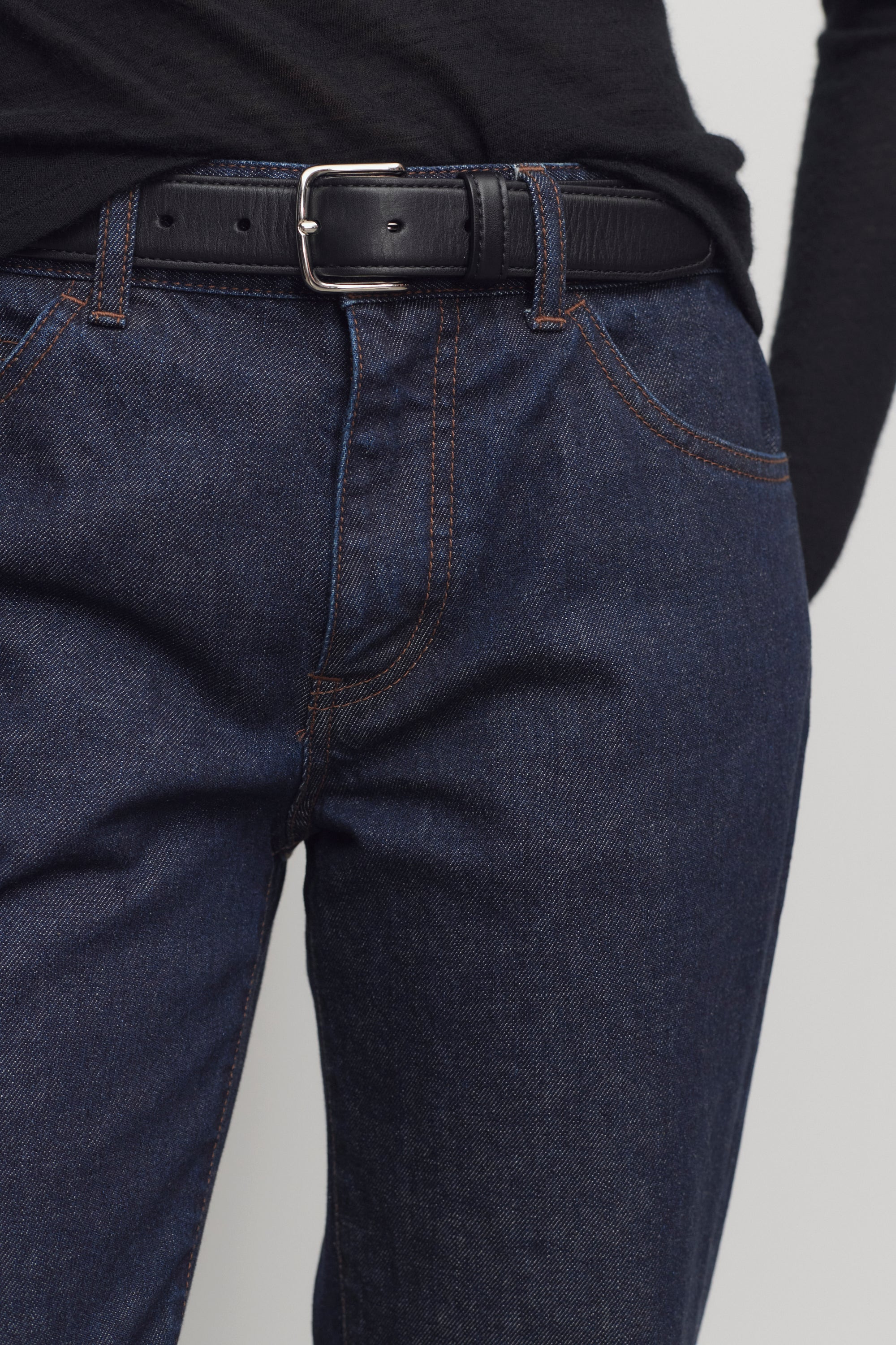Carlyl Jean in Cotton - 6