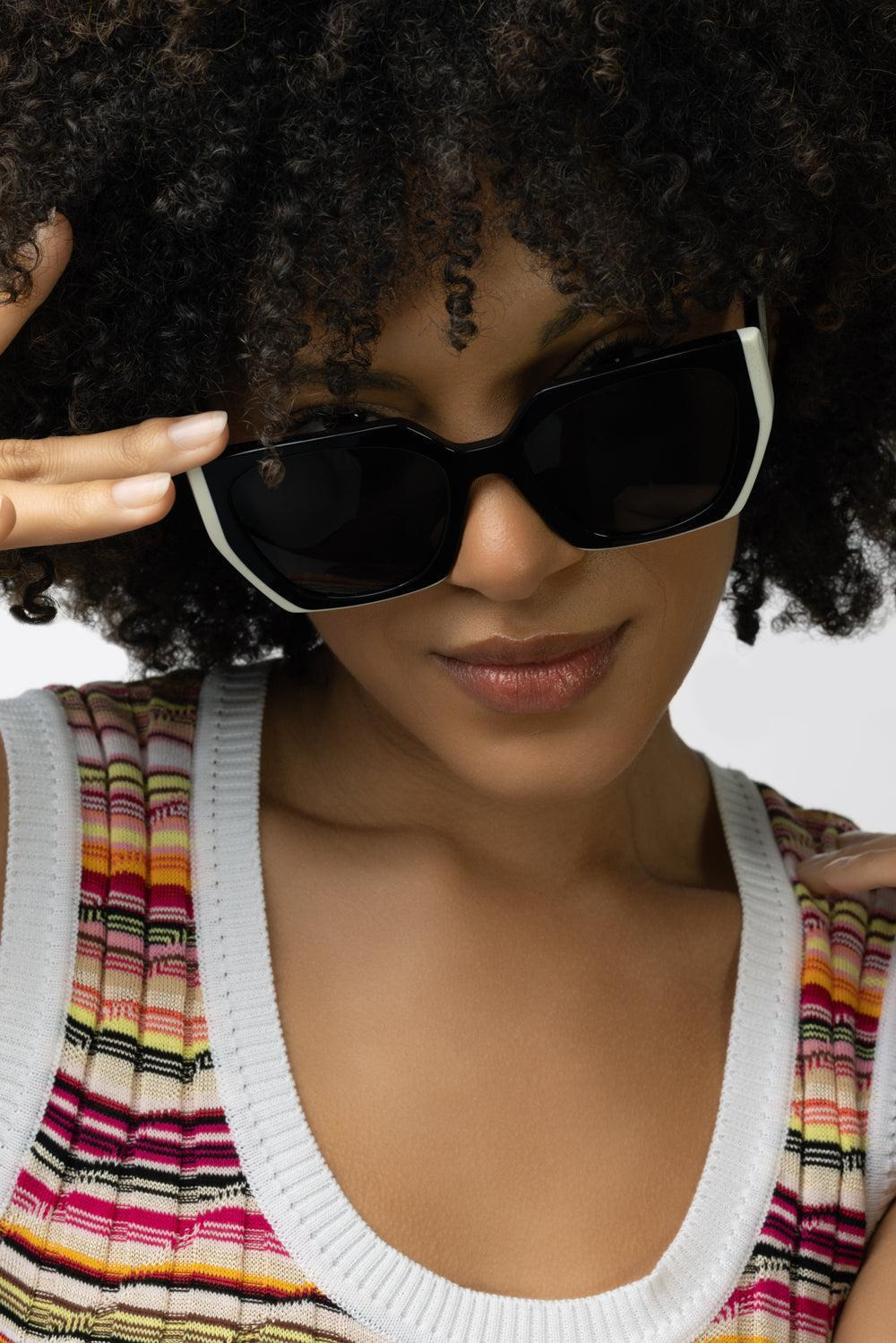 Side Logo Rectangle Sunglasses - 2