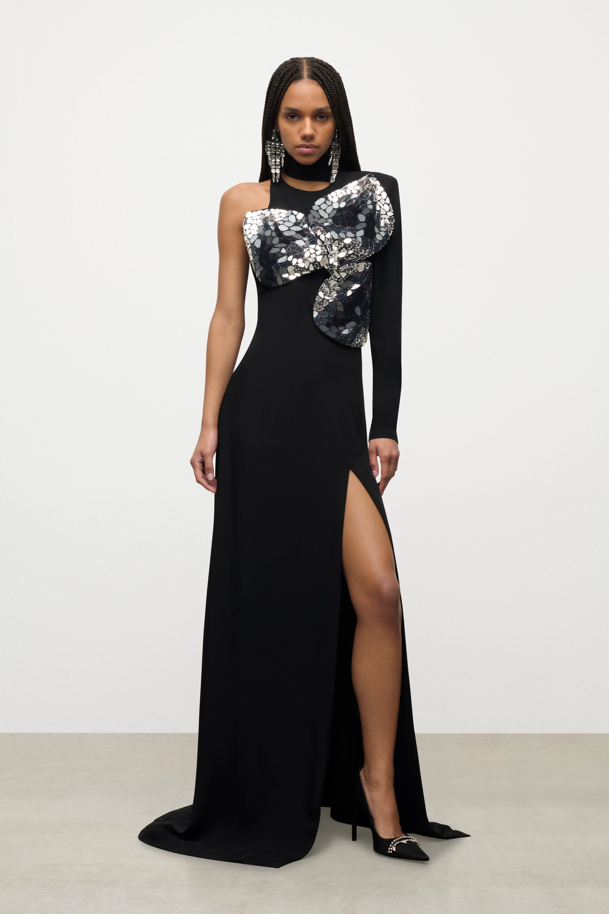EMBROIDERED OMBRE CRYSTAL GOWN - 3