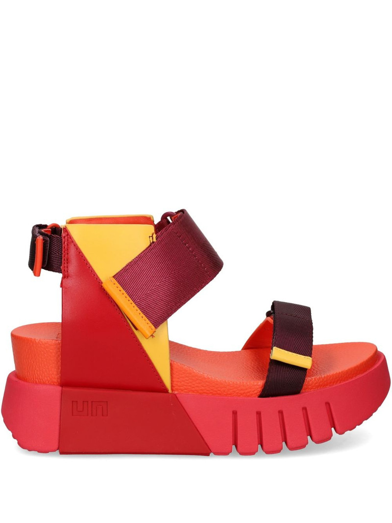 Delta Run sandals 1