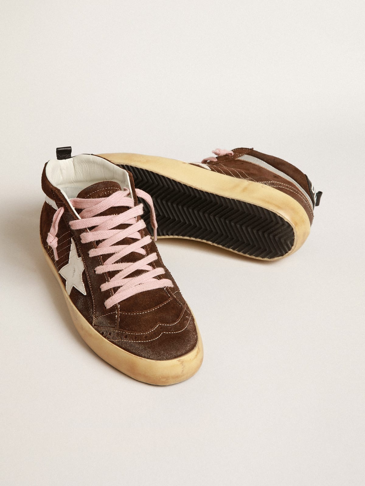 Mid Star in brown suede with white leather star - 4