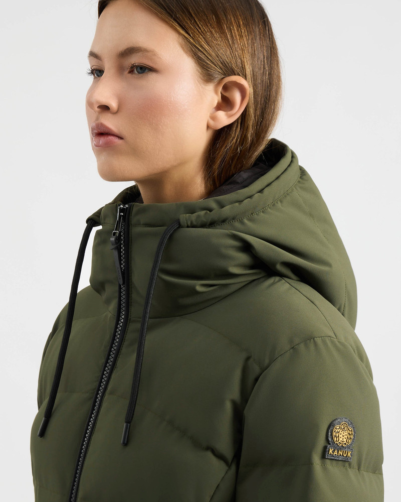Kanuk Cambridge - Hunter Green outlook