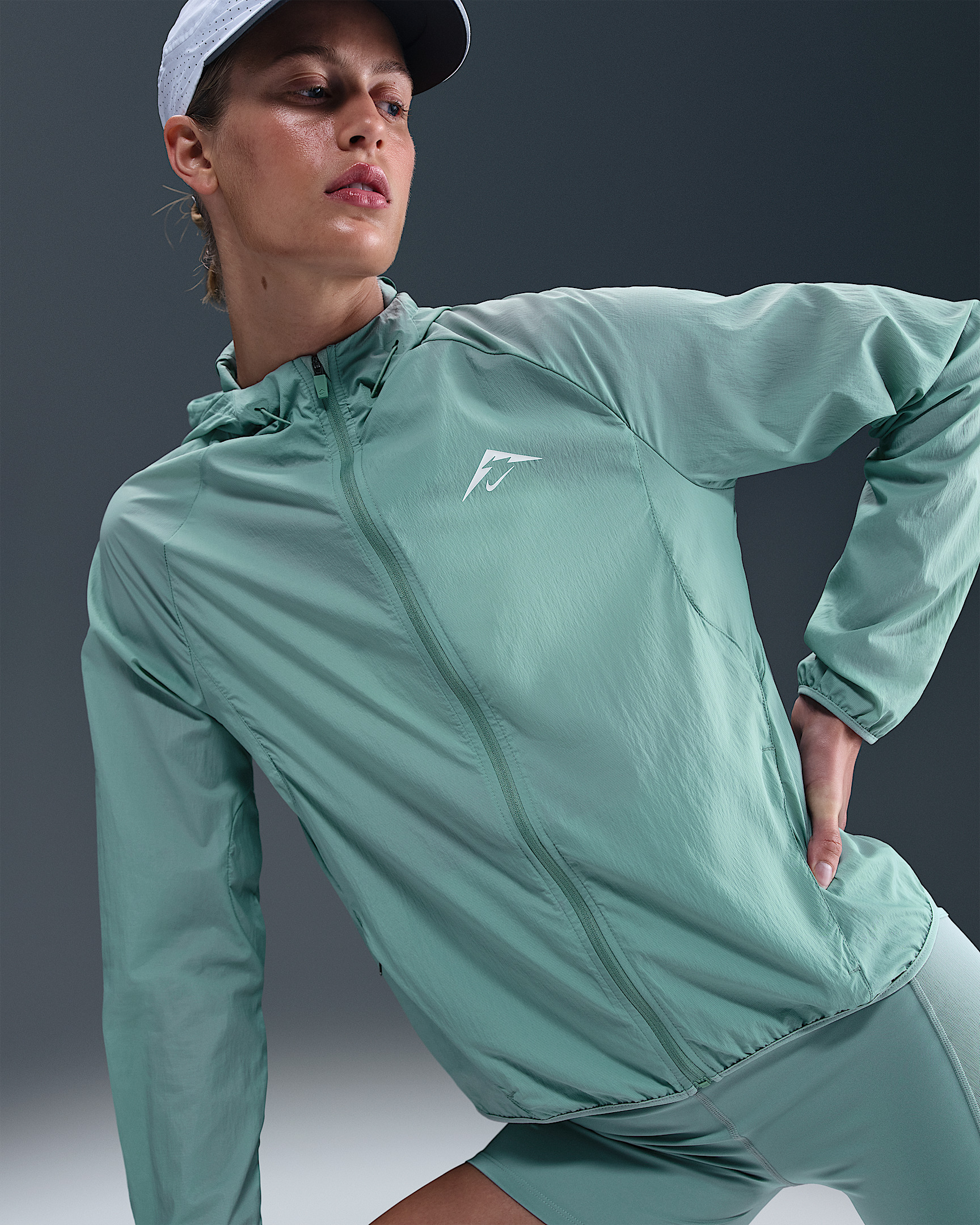 Nike Trail Women's Repel Running Jacket - 3