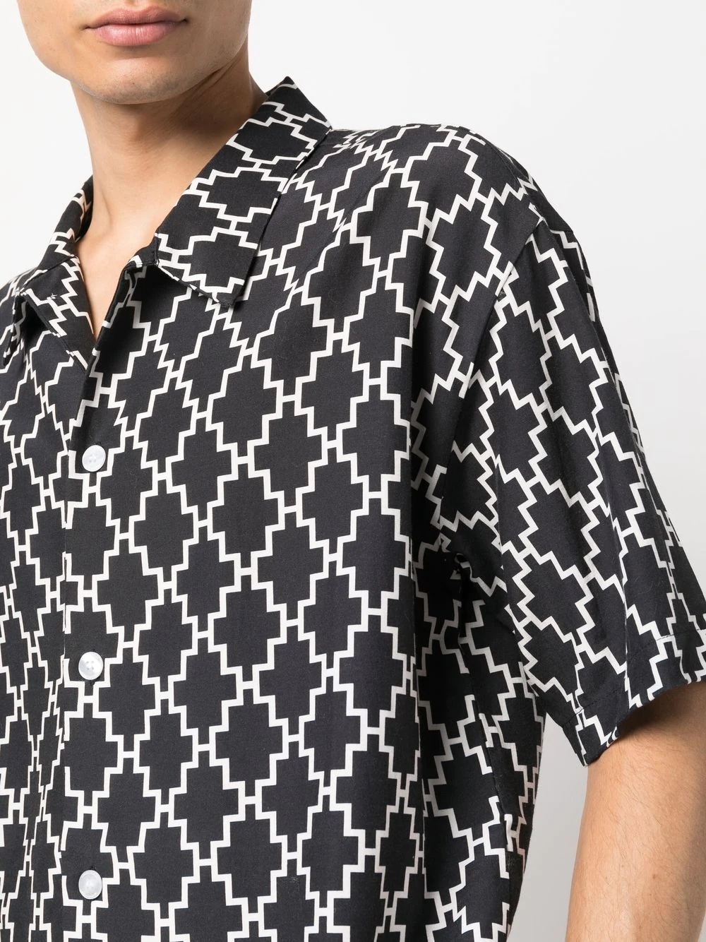 logo-print short-sleeved shirt - 5