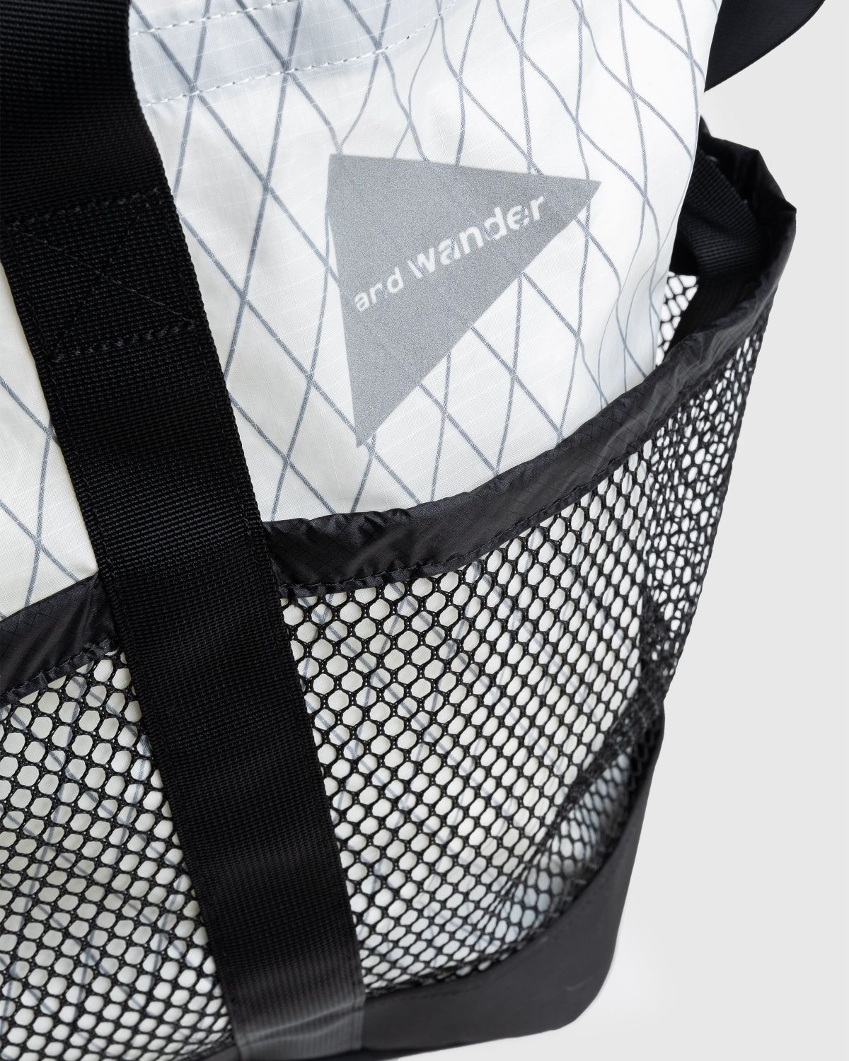 and Wander And Wander – X-Pac 45L Tote Bag Off White | REVERSIBLE