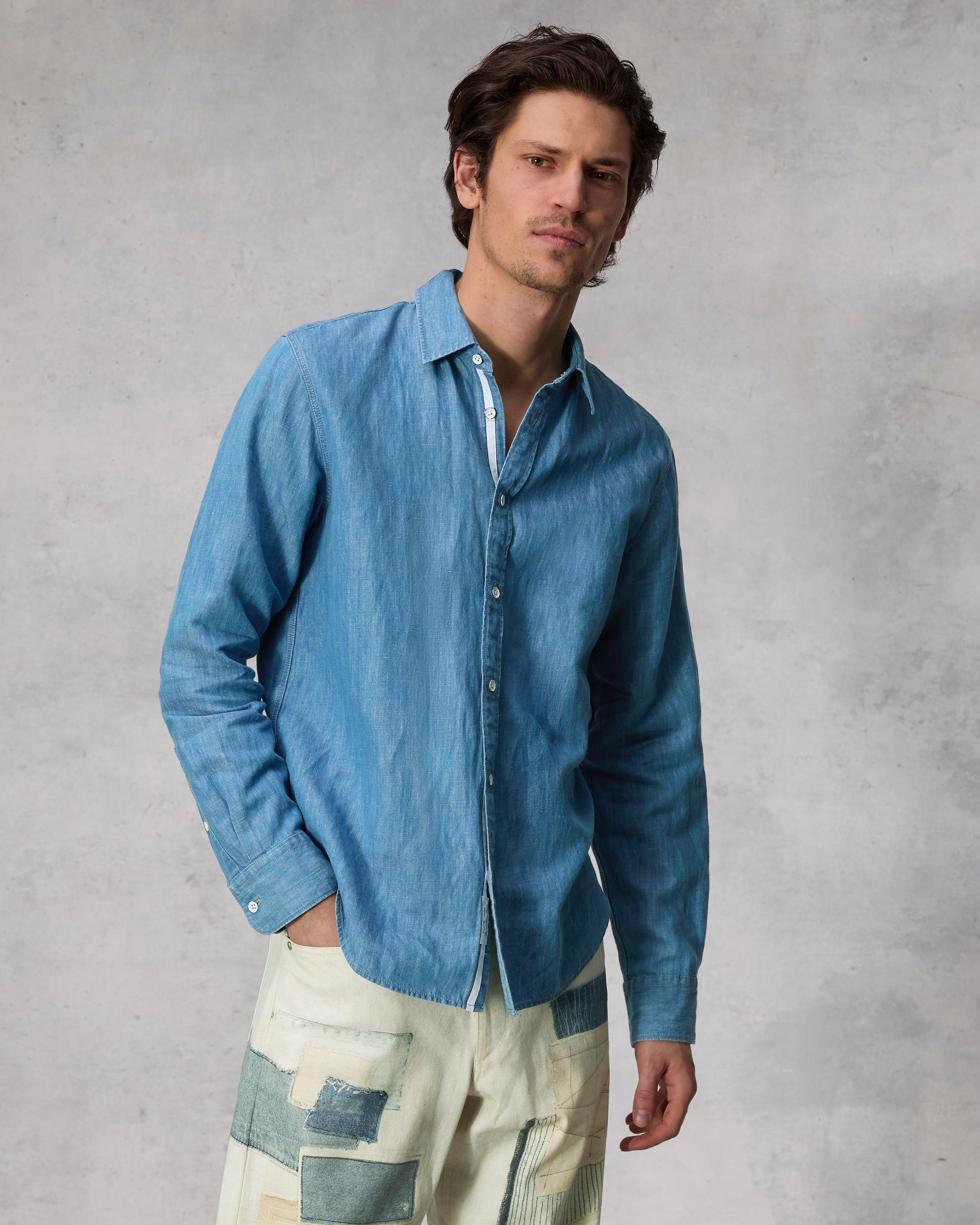 Finch Linen Denim Shirt
Relaxed Fit Button Down - 2