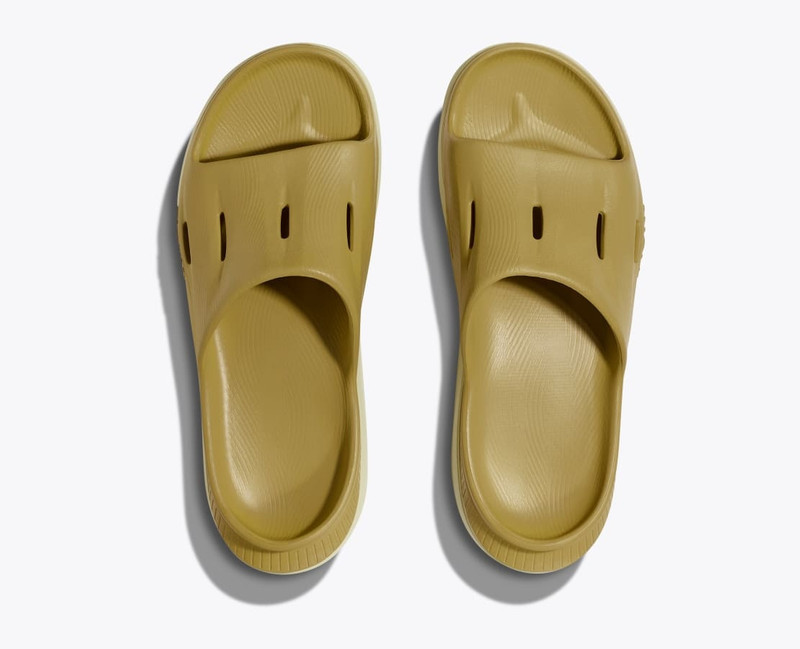 HOKA All Gender Ora Recovery Slide 3 outlook