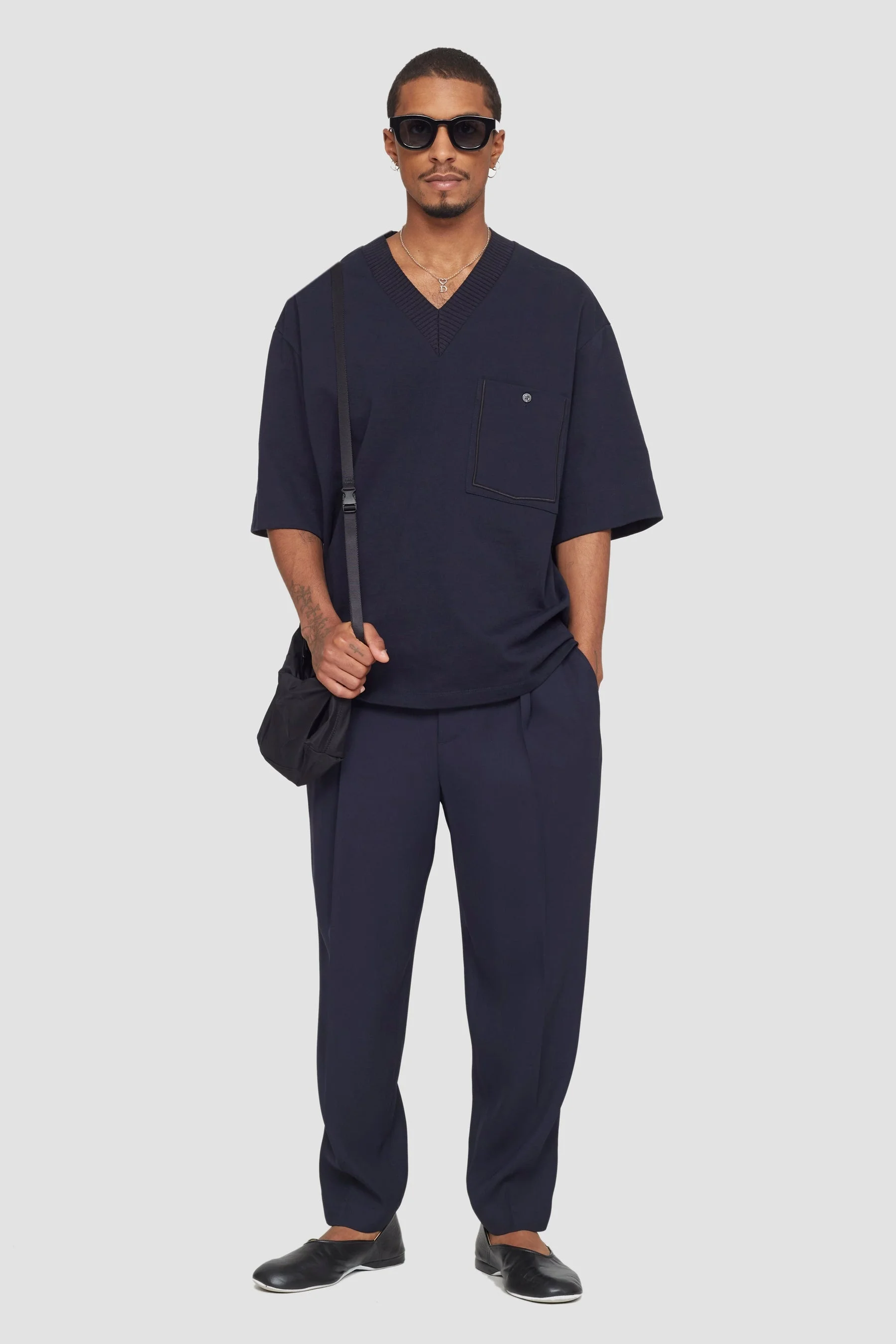 Single Pleat Tapered Trousers - 1