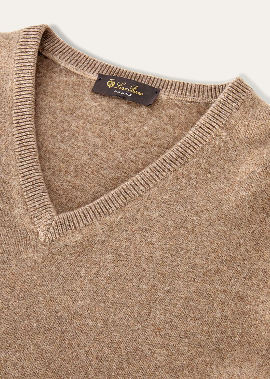 Loro V-Neck Sweater - 7