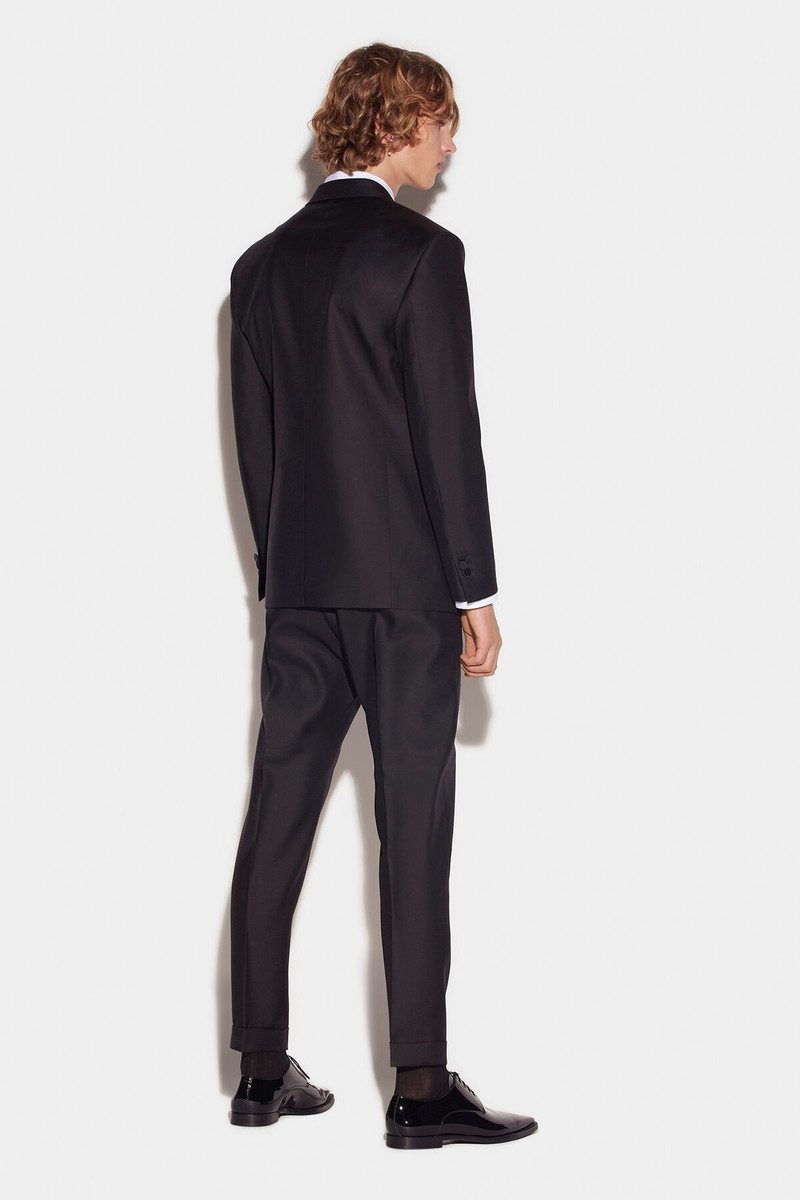 DSQUARED2 CHICAGO DOUBLE BREASTED SUIT outlook