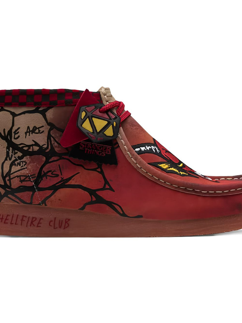 Clarks Originals x Stranger Things Wallabee graphic lace-up shoes outlook