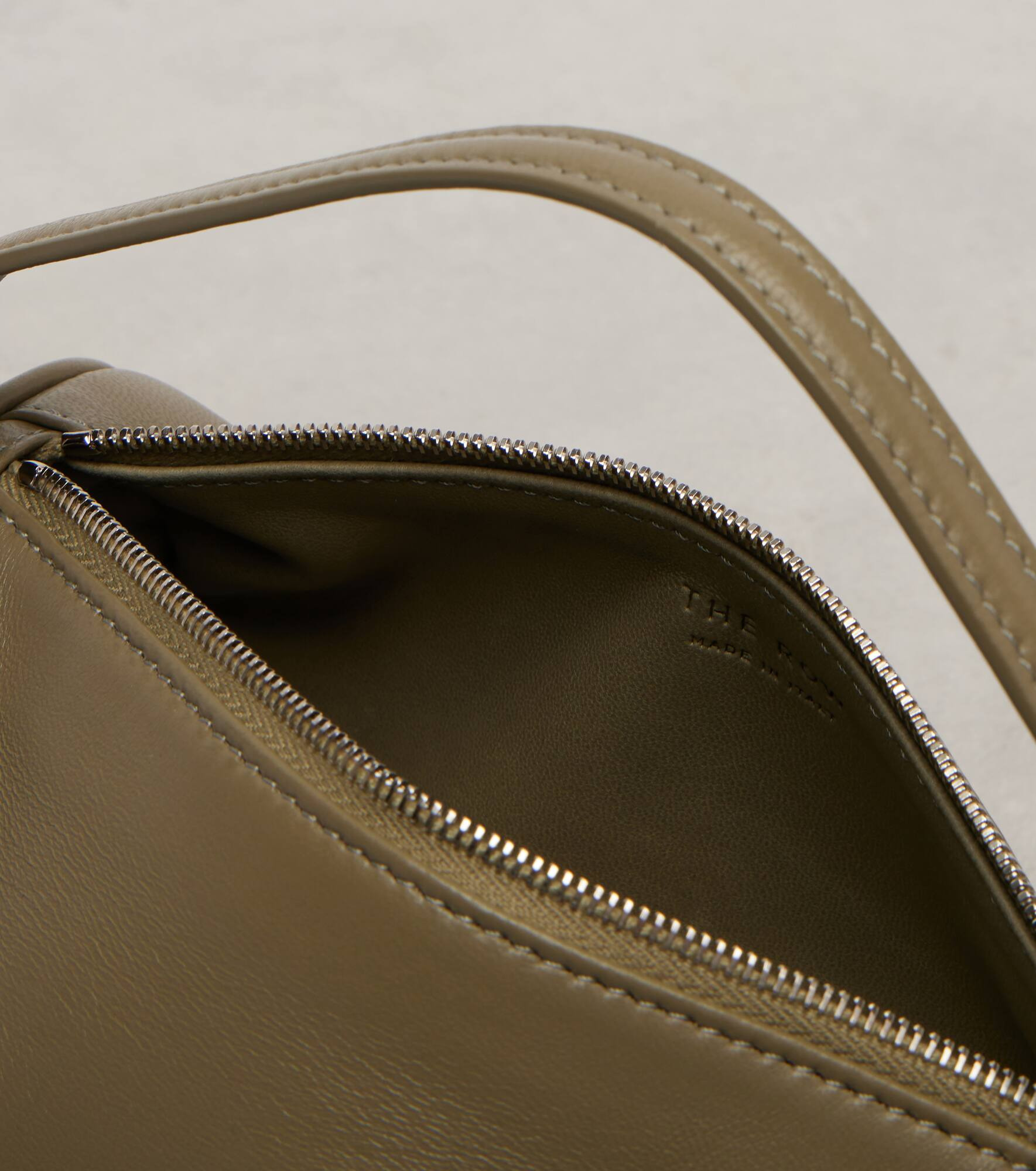 Round 90's leather tote bag - 3
