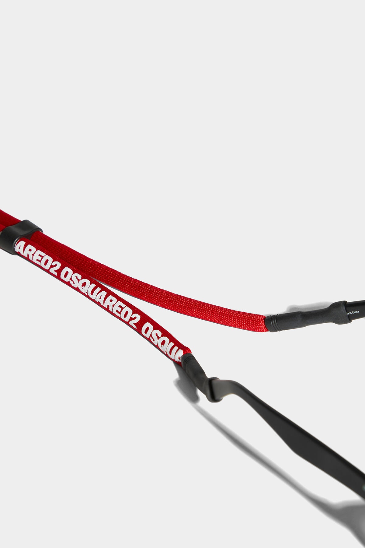TOUCH OF COLOR GLASSES CHAIN - 3