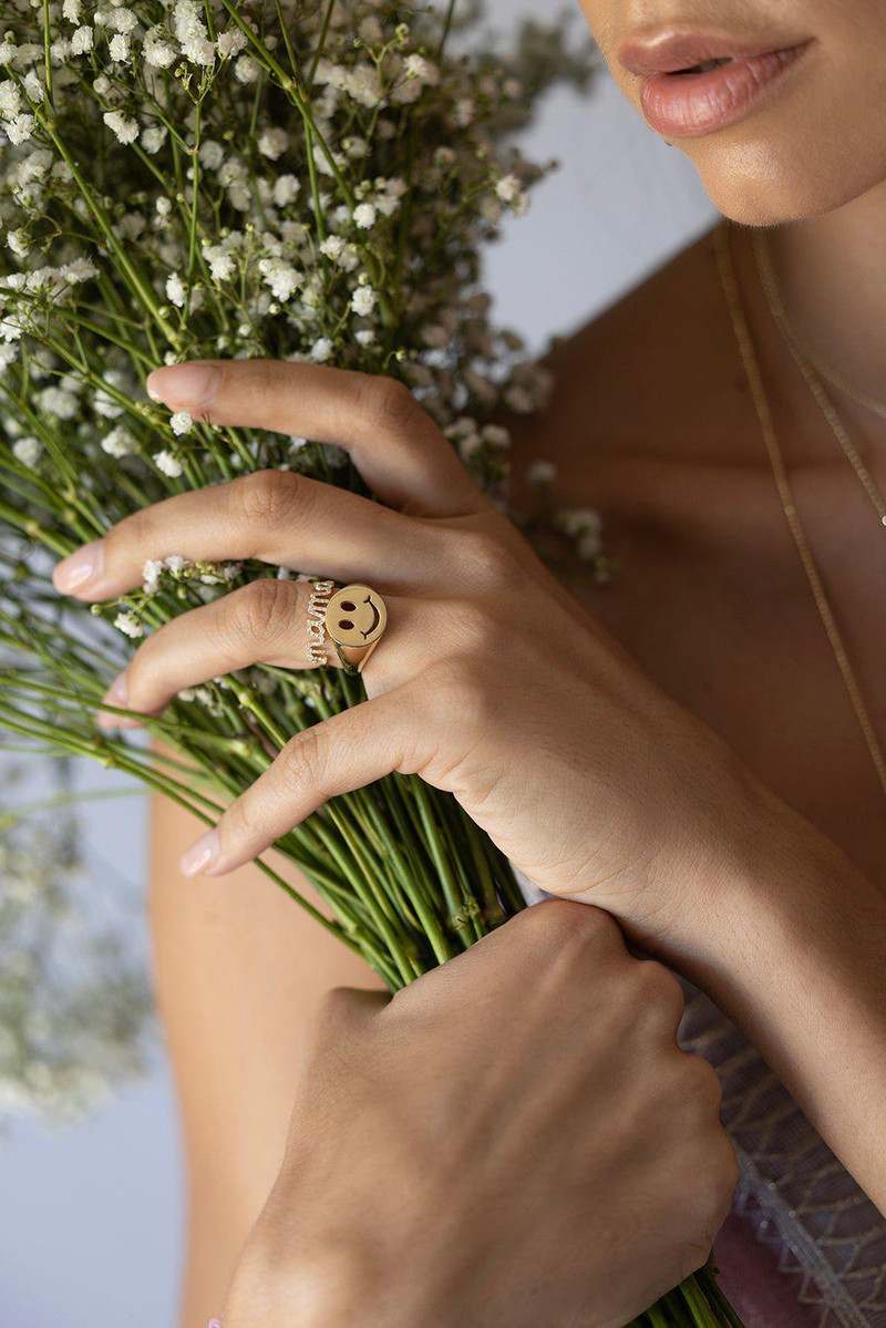 SYDNEY EVAN Pure Happy Face Signet Ring outlook