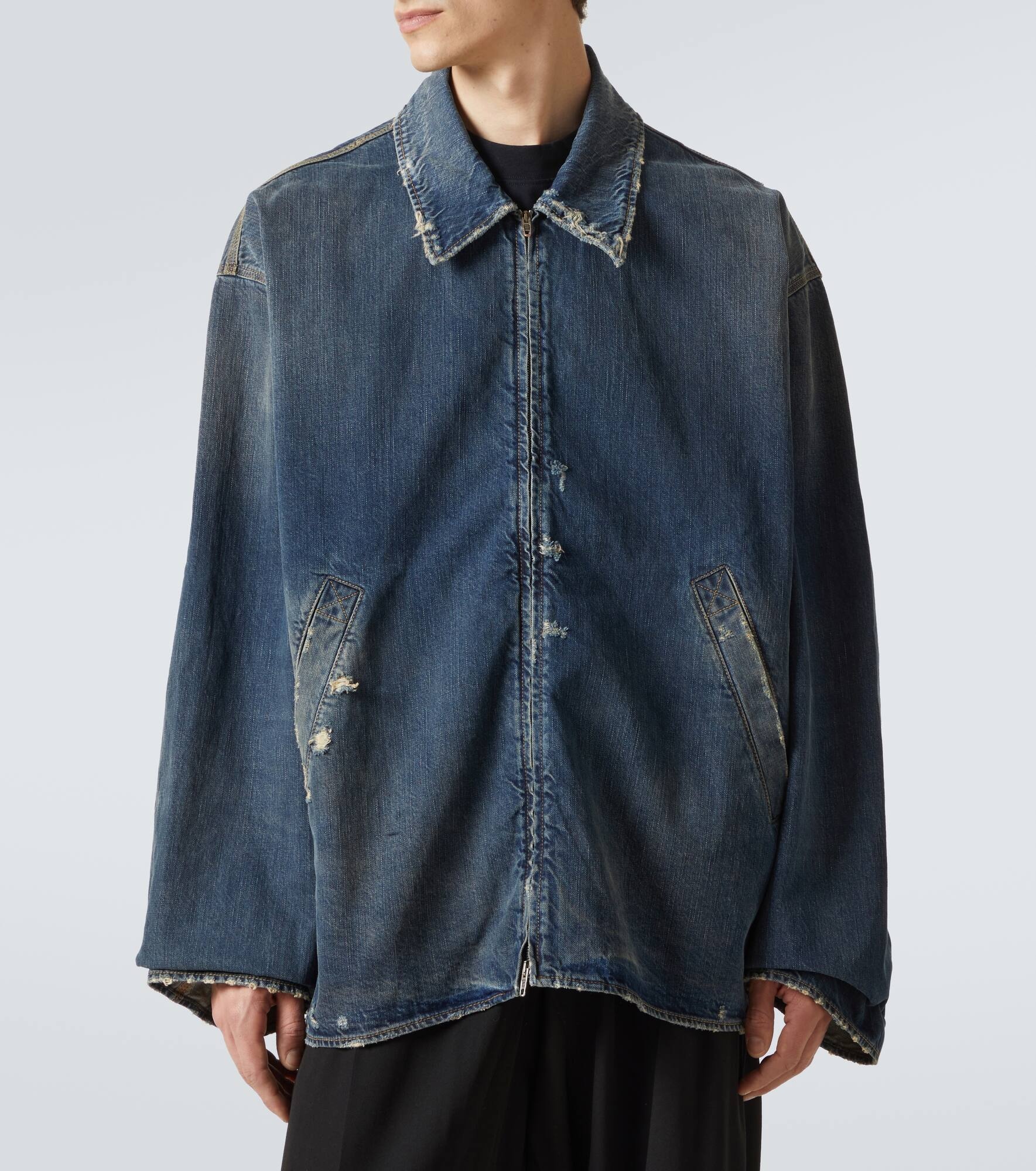 Distressed denim jacket - 3
