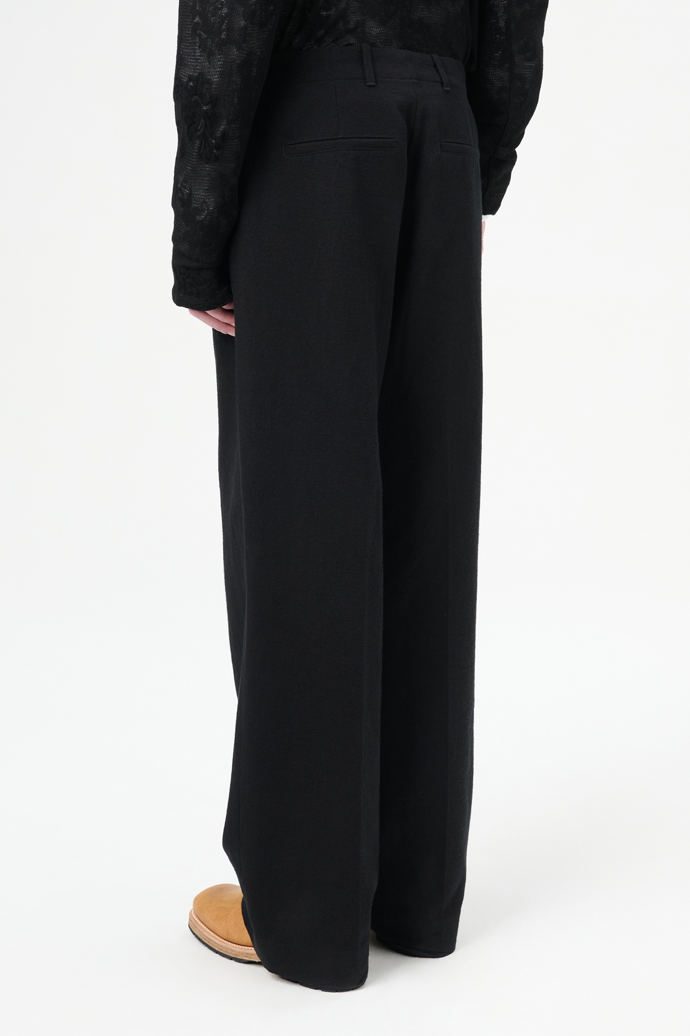 Borrowed Chino Draping Black Canvas - 4
