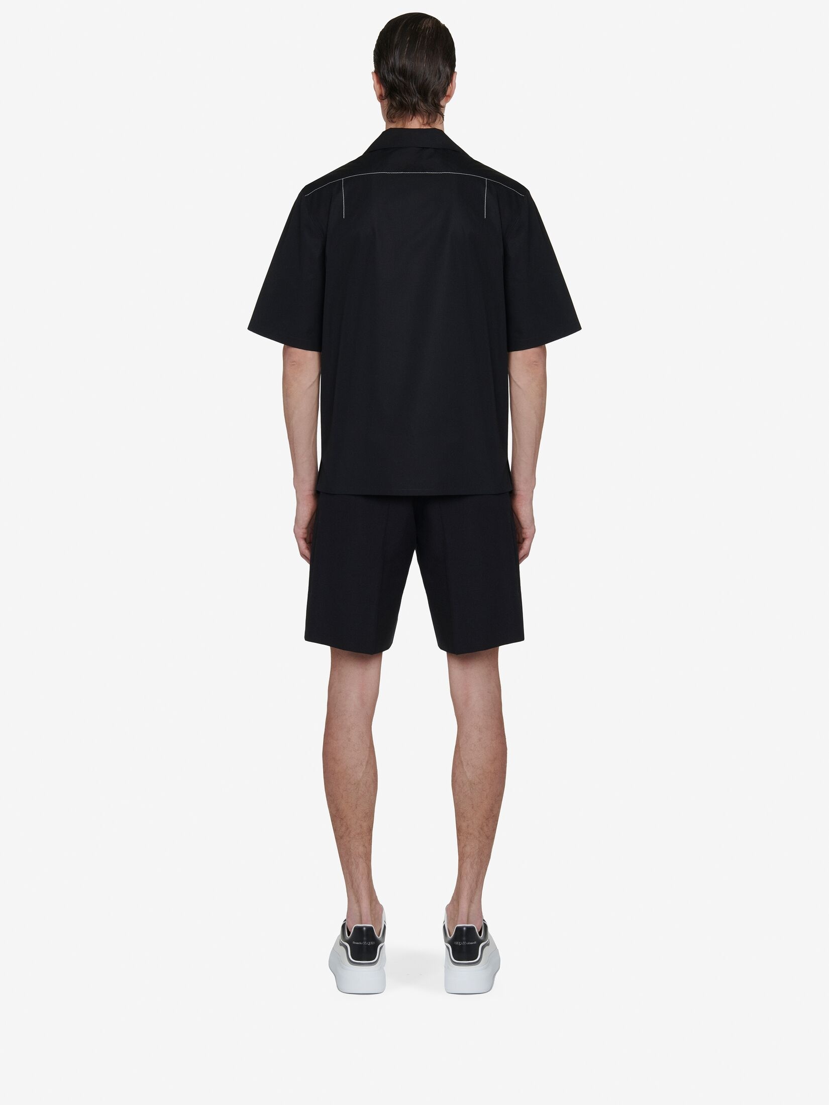 Men's Contrast Stitch Hawaiian Shirt in Black - 4