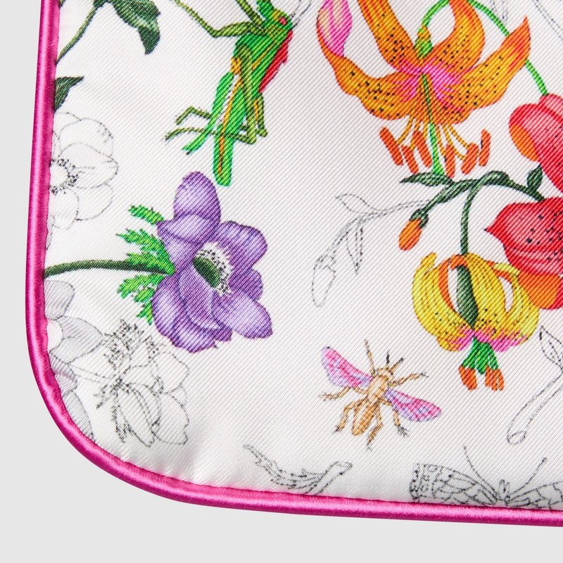 Printed silk small pouch 8