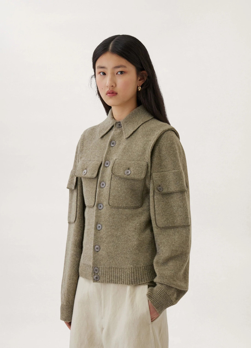Lemaire SLEEVELESS FITTED CARDIGAN
SOFT SHETLAND outlook