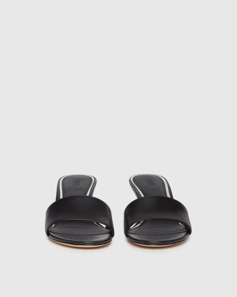 Fallyn Sandal 4