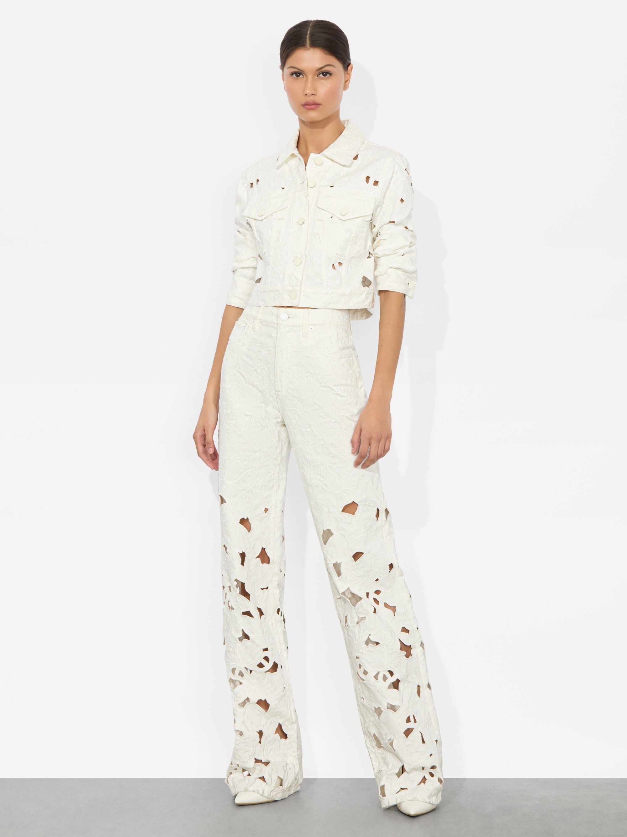 WEEZY EYELET JEAN - 3
