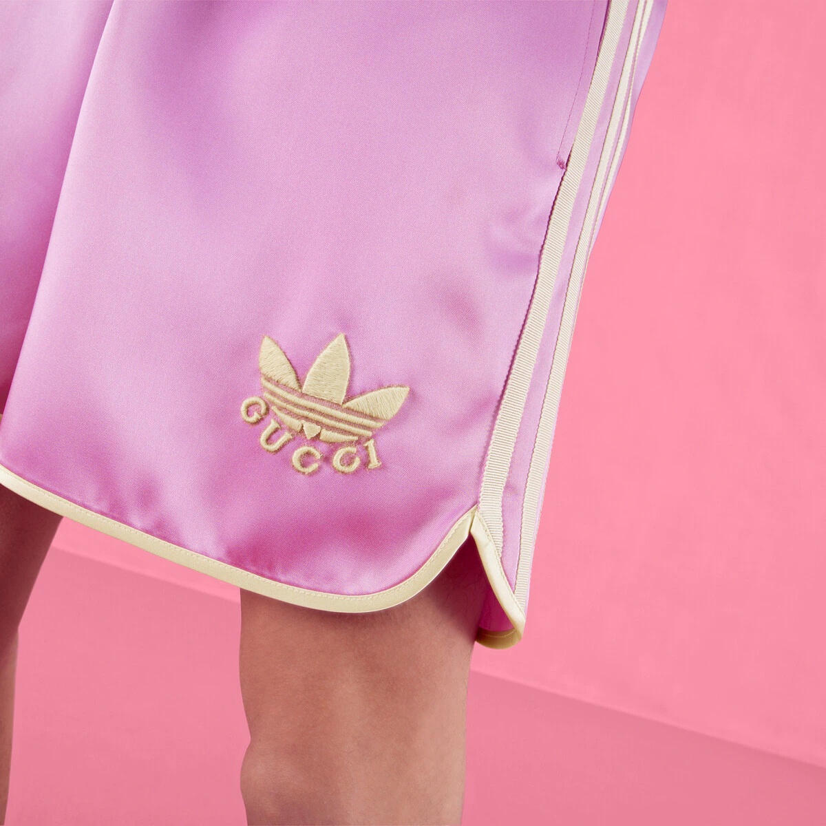 adidas x Gucci Trefoil print shorts - 4