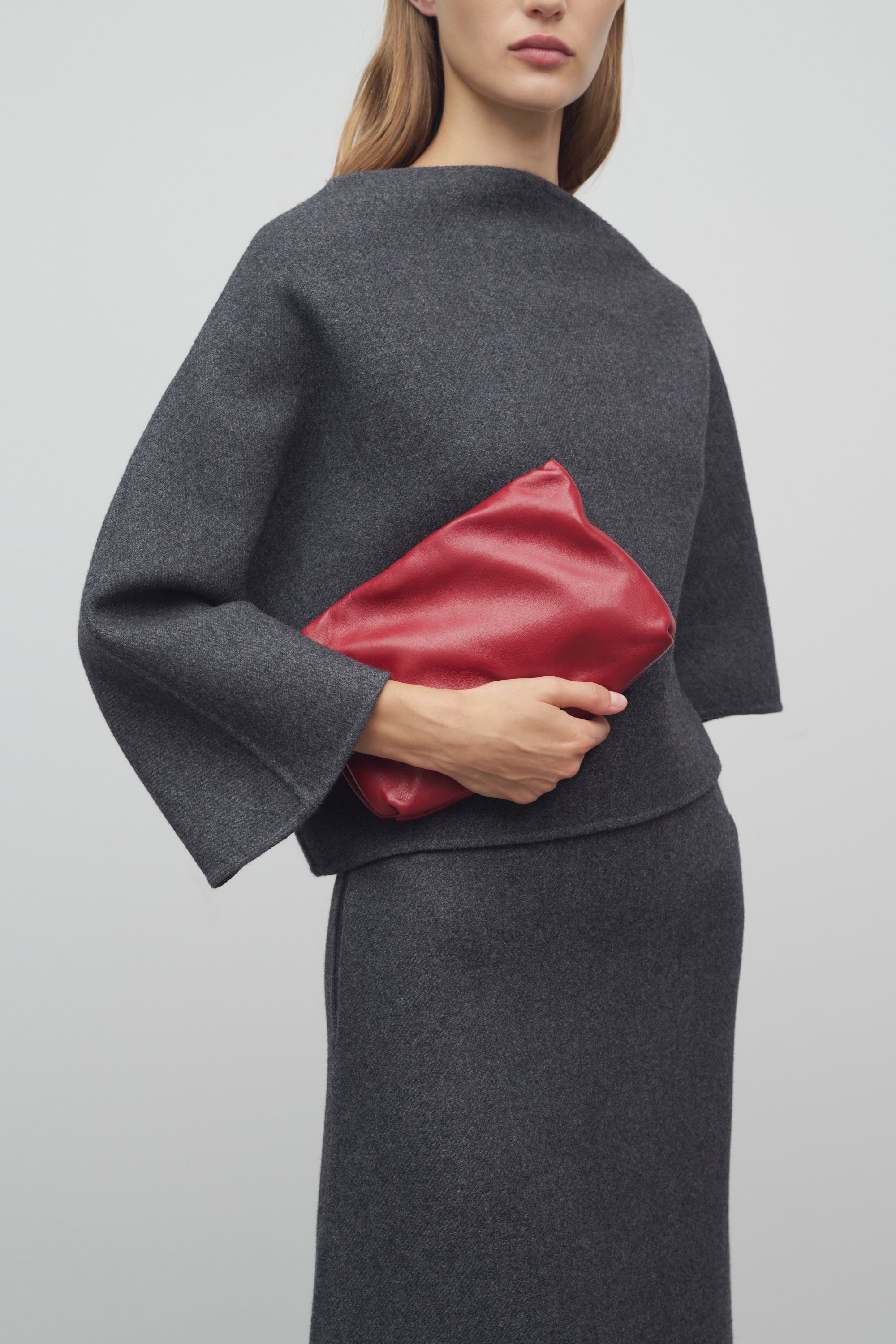 Bourse Clutch in Leather - 5