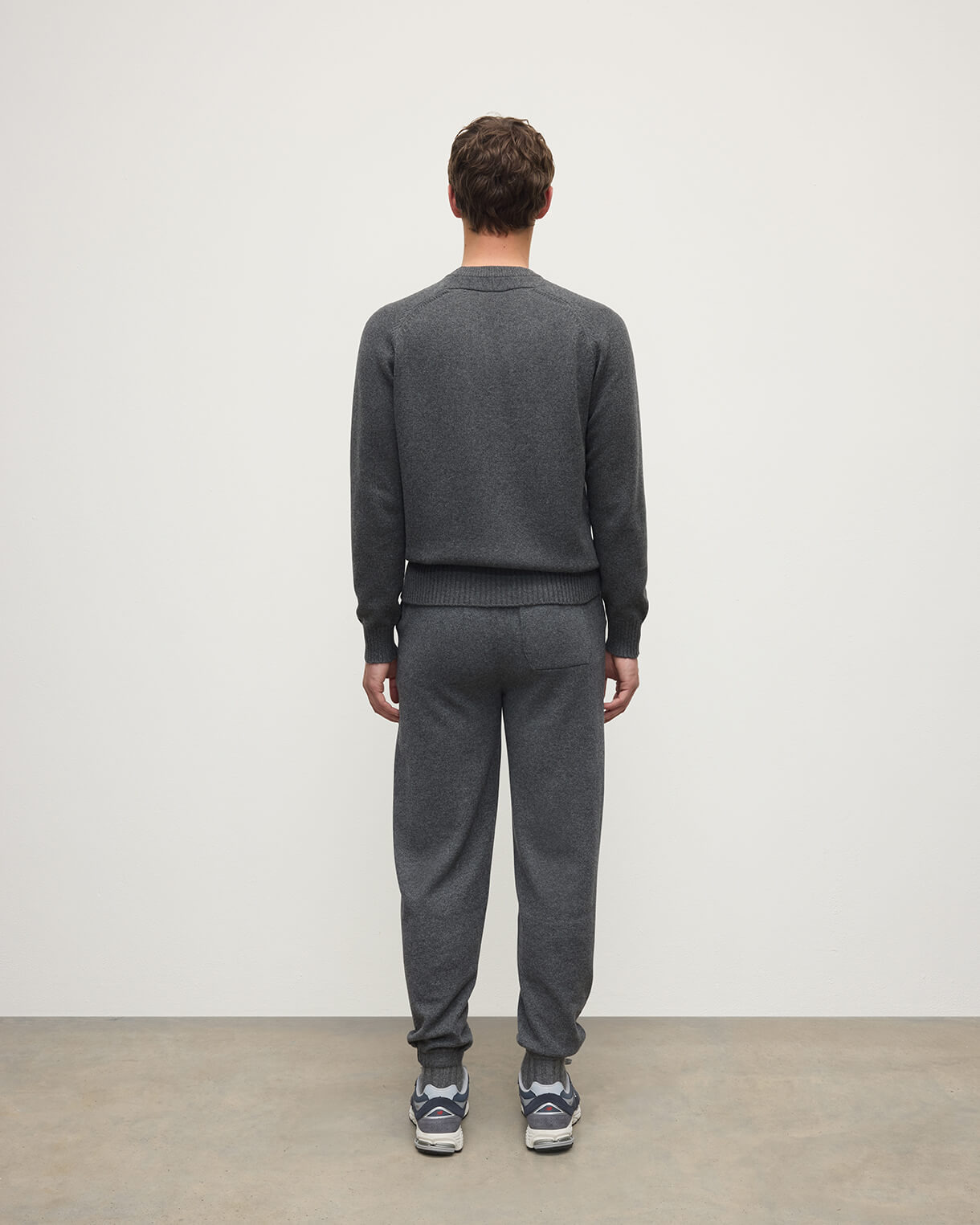 Tapered Cashmere Grey Joggers - 4