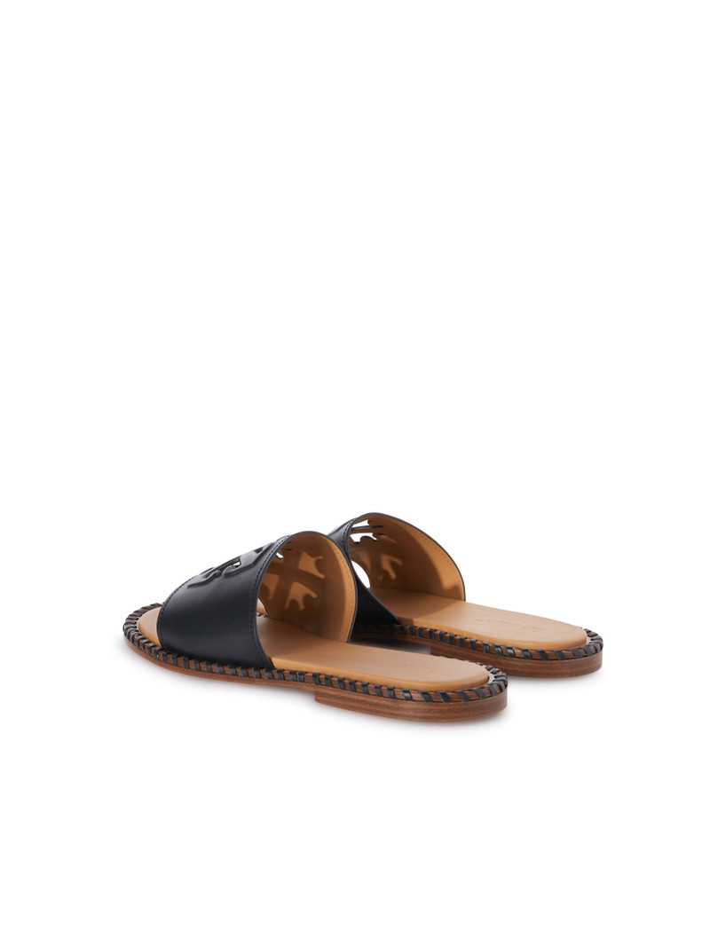 Twist Embossed Arrow Slides 4