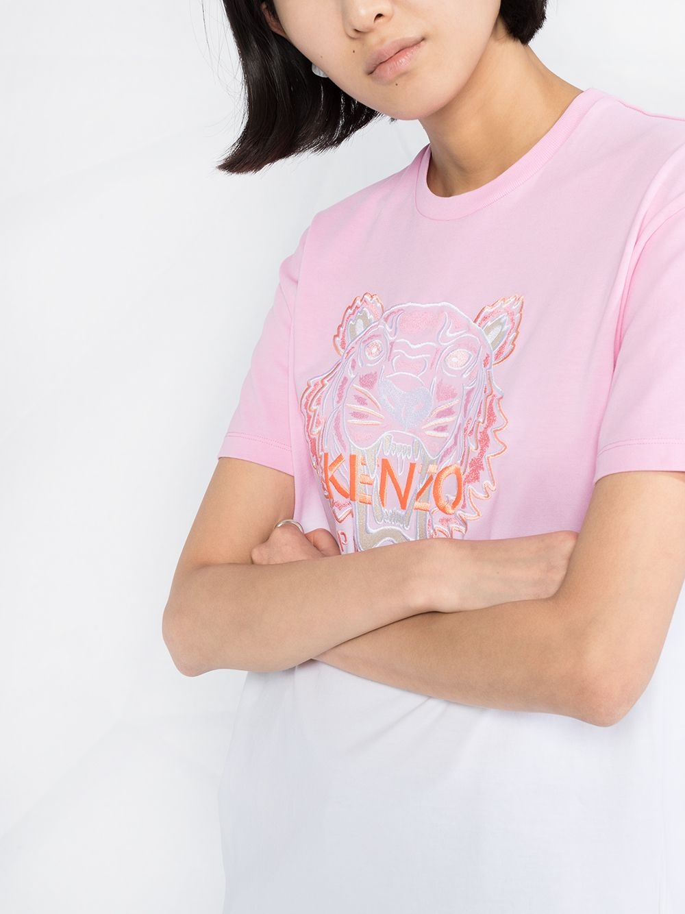 Tiger-embroidered gradient T-shirt - 3