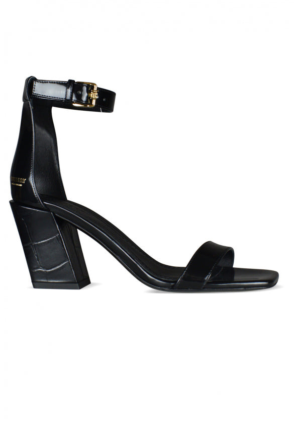 Burberry Women Sandals - 3